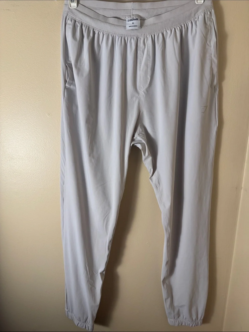 Gymshark Men’s Light Gray Athletic Joggers